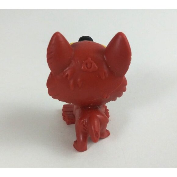 The Ugglys Pet Shop Series 1 Grossest Brown Germy Shepherd - Picture 3 of 6